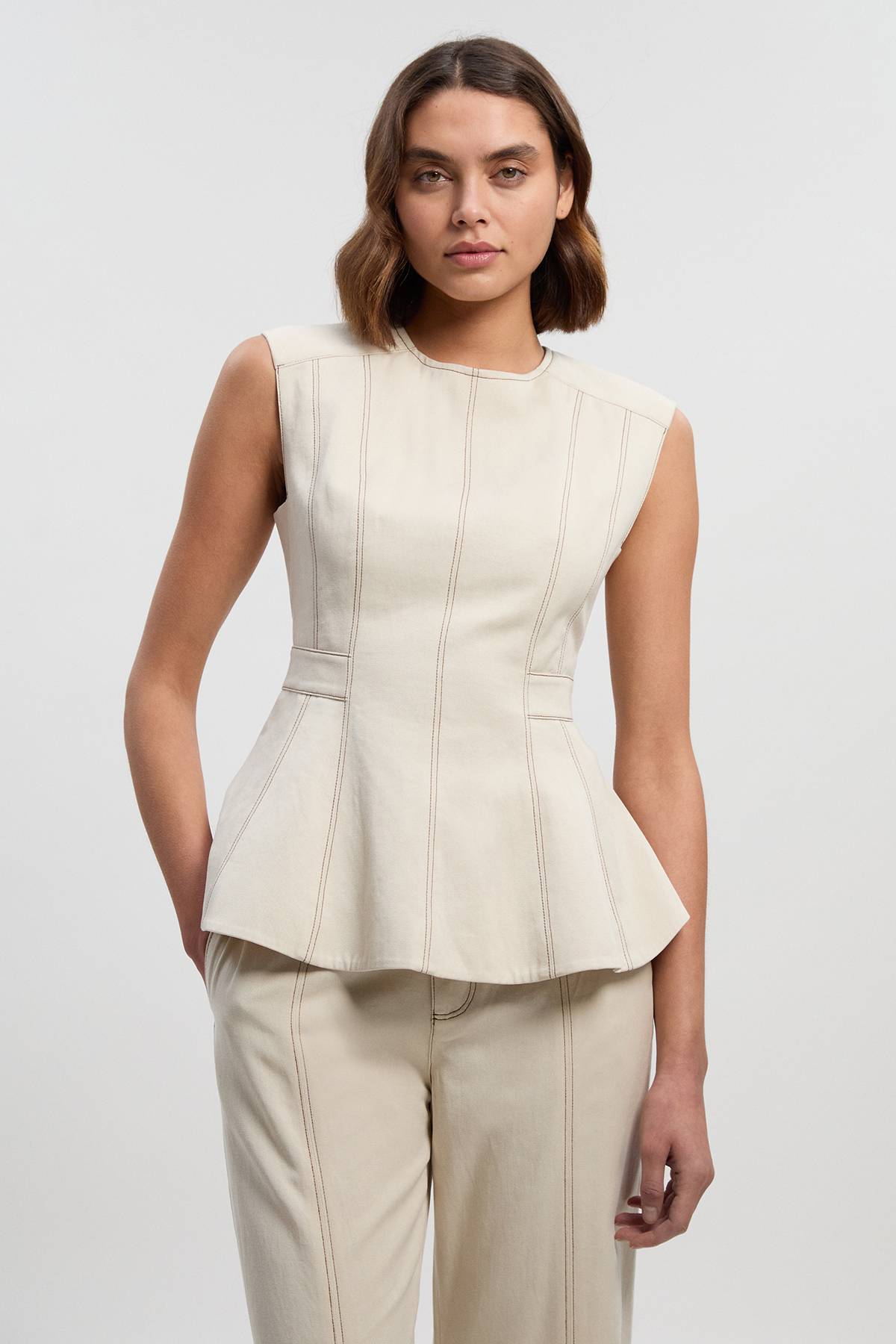 KarenMillen Haut Peplum Tissé Petite en Tencel Coton avec Zip Contrastant