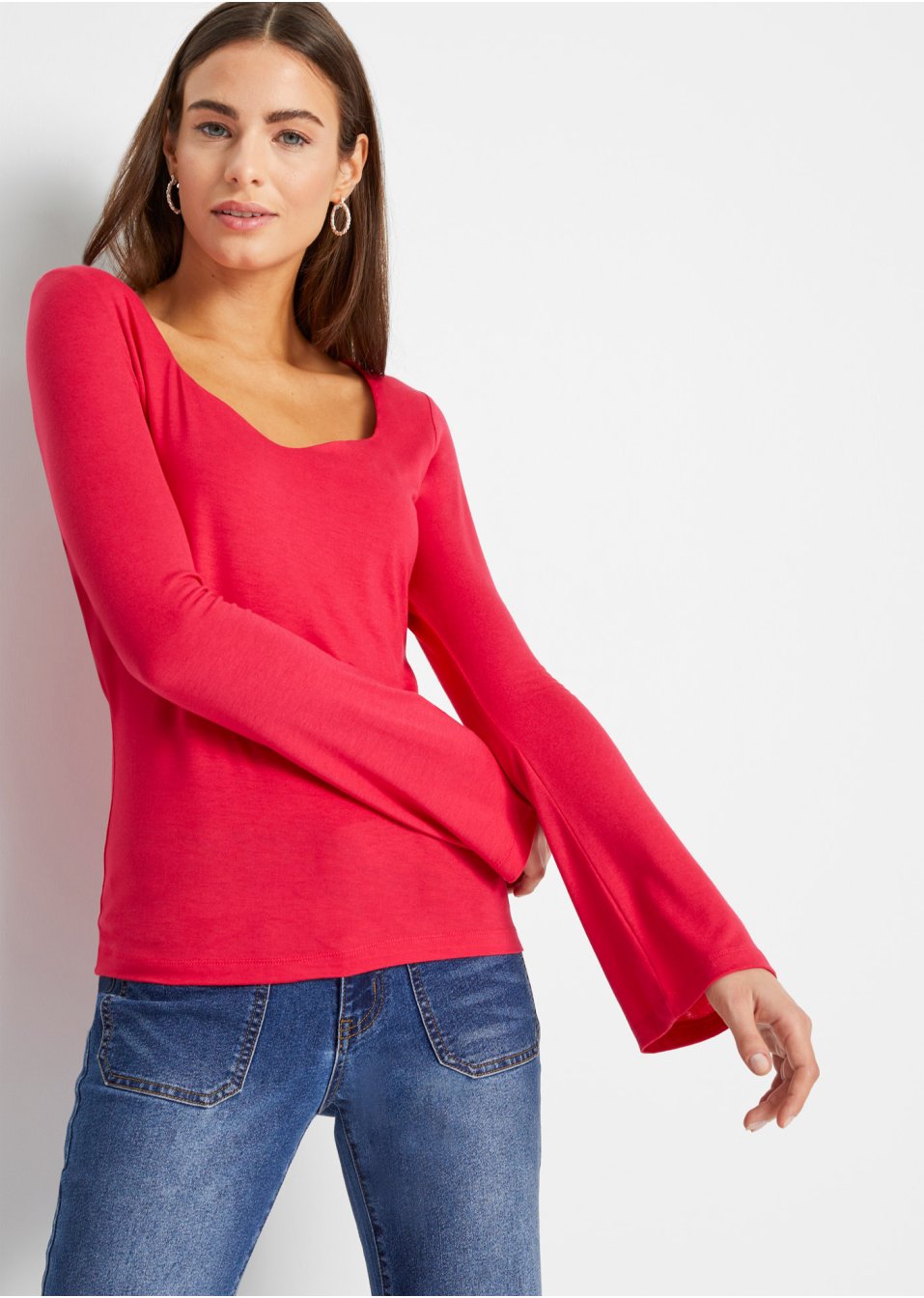 T-shirt manches longues avec décolleté cœur en viscose