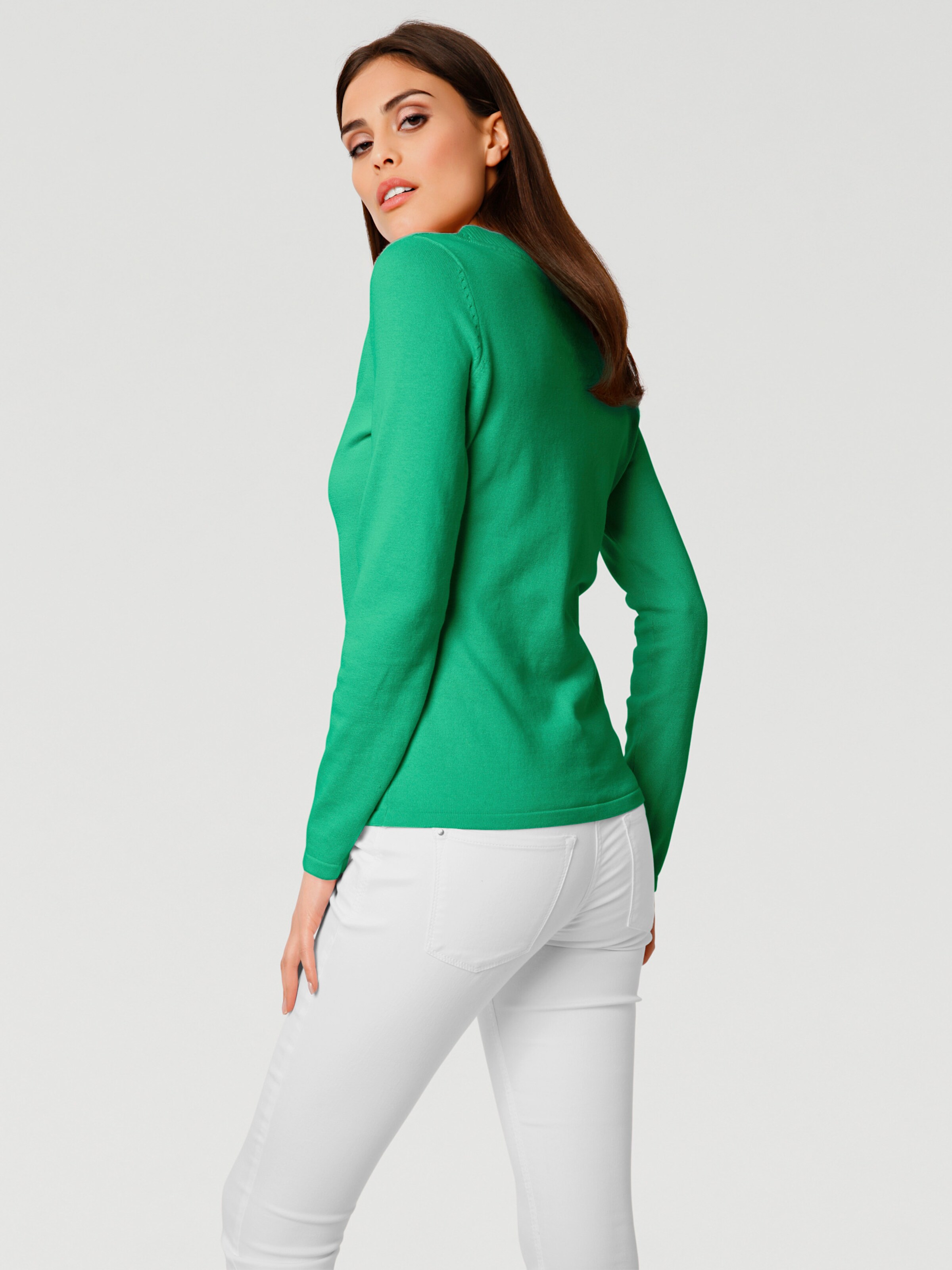 V-Pullover