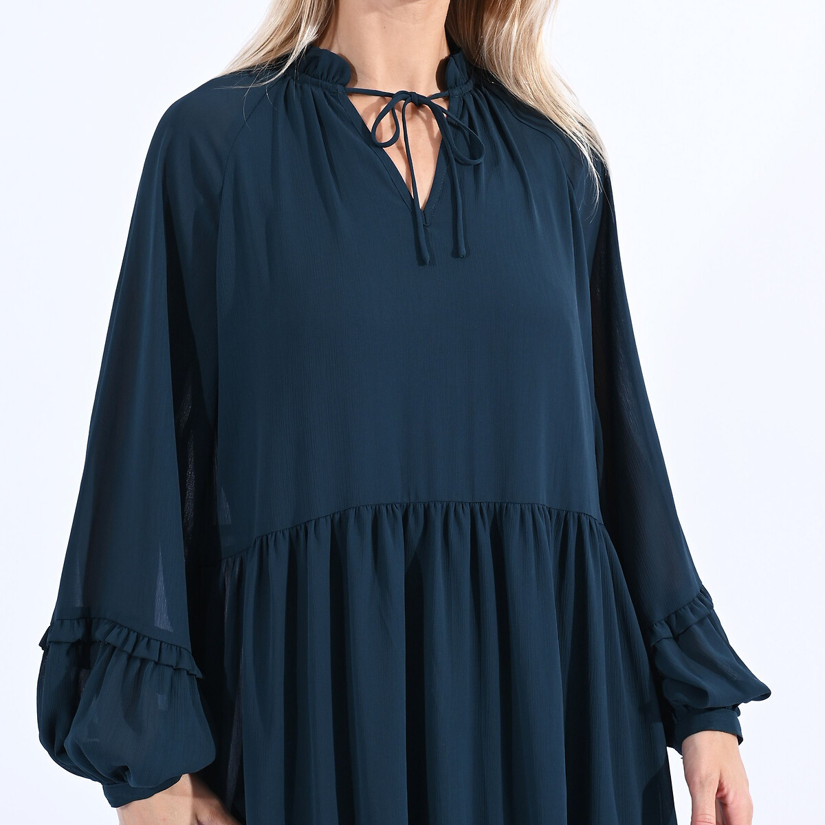 MOLLY BRACKEN<br>Vestido com mangas compridas e decote com laço