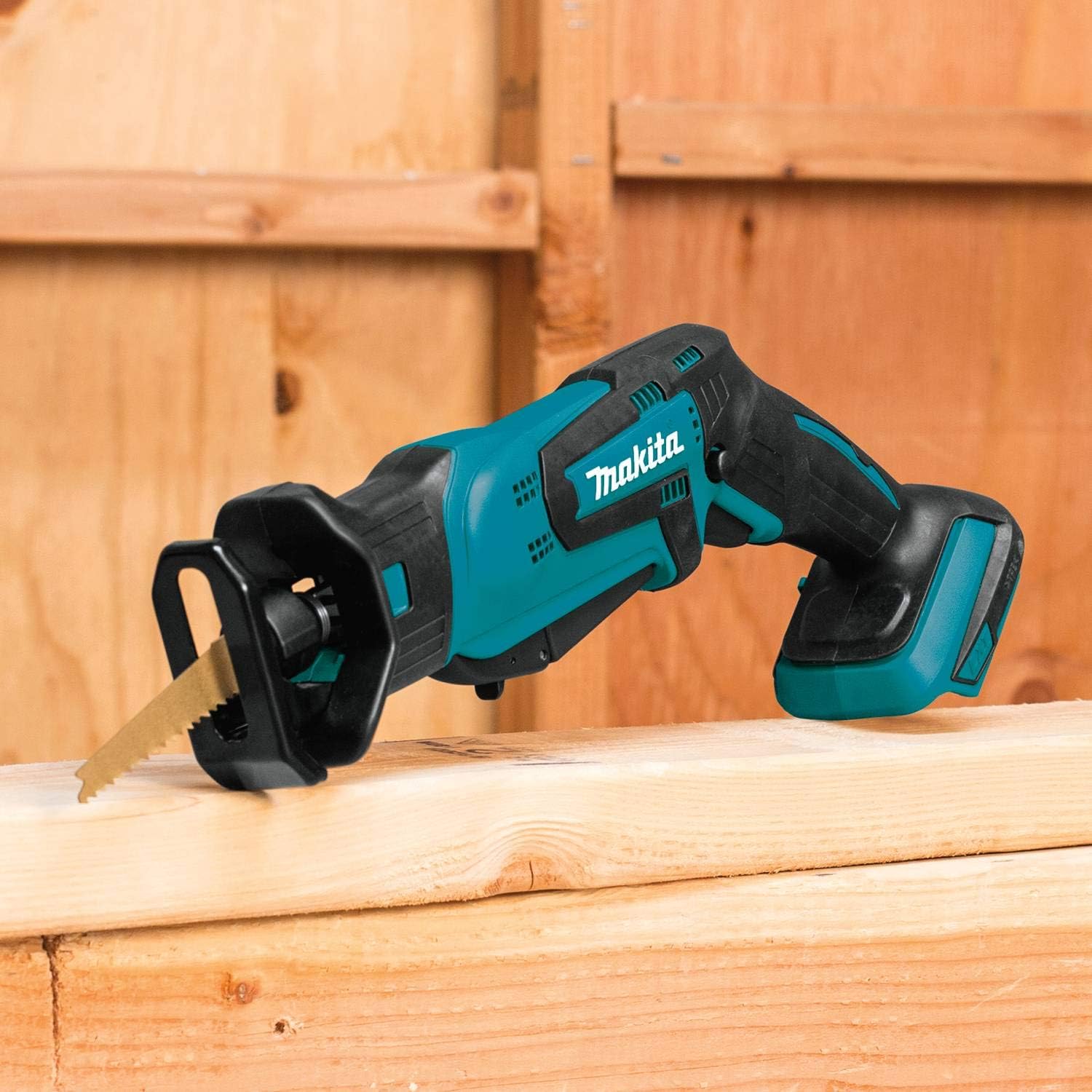 Makita XT614SX1 18V LXT&reg; Lithium-Ion Cordless 6-Pc. Combo Kit (3.0Ah)