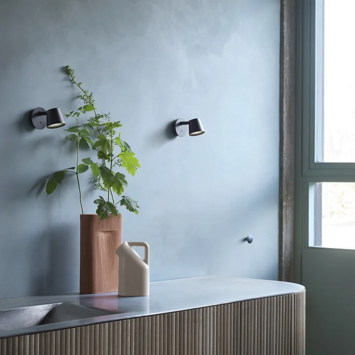 Muuto - Tip LED-Wandleuchte, kupfer-braun