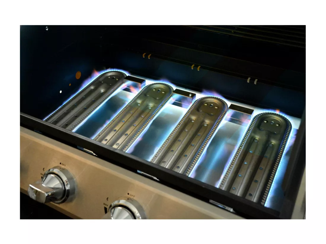 Lot de 4 brûleurs et 4 diffuseurs pour barbecue RICHELIEU. D’ARTAGNAN et ROCHEFORT
