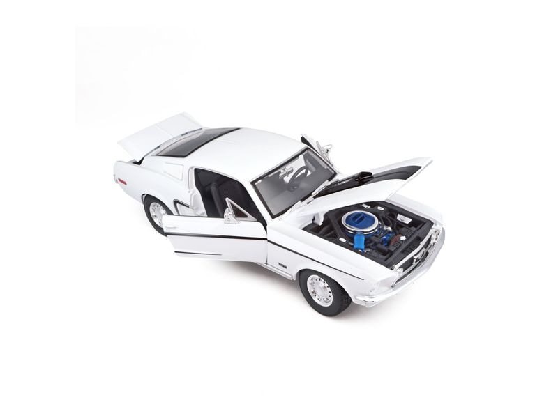Maisto Ford Mustang GT Cobra 1968 1:18, Weiss Sammlermodell im Massstab 1:18