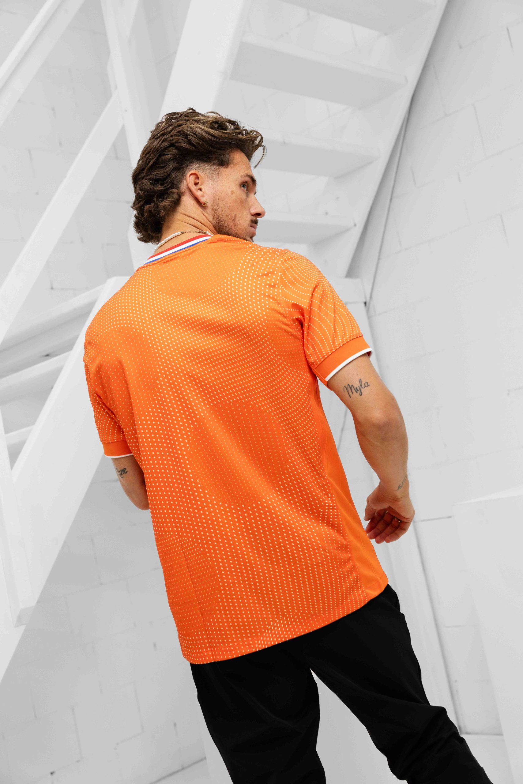 Nederland Oranje Leeuwinnen Shirt Thuis Senior 2025/2027