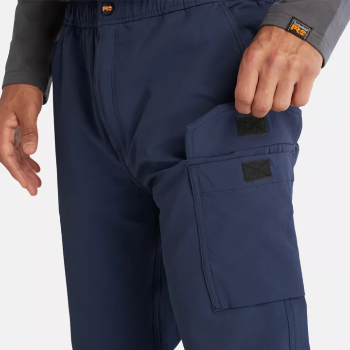 Calças utilitárias Timberland PRO Morphix para homem, na cor azul marinho.
