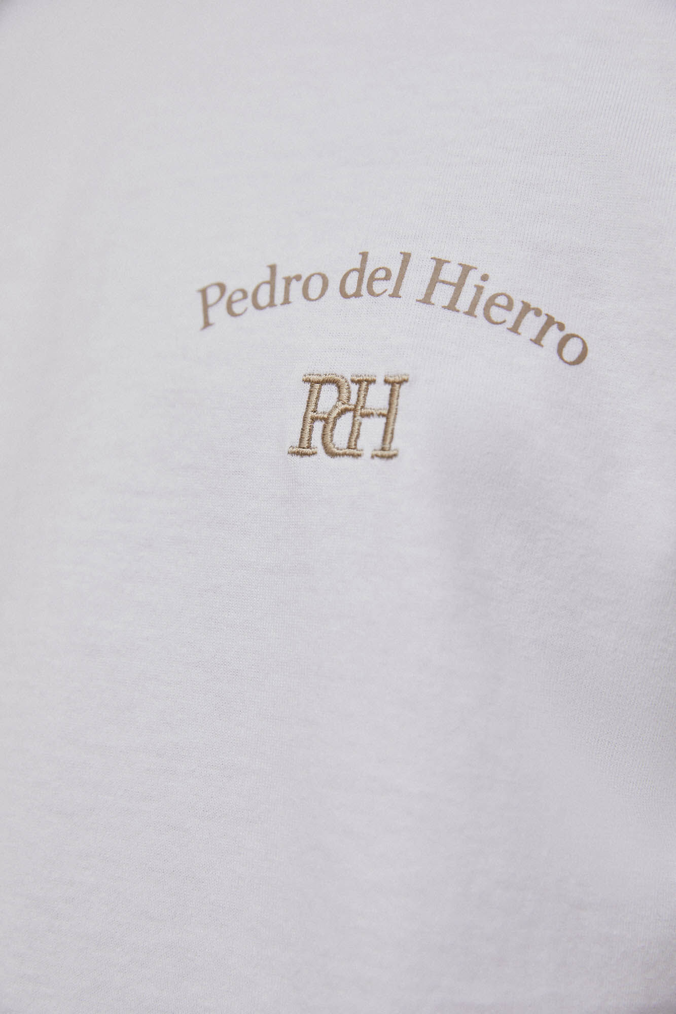 Camiseta com logo - Branca