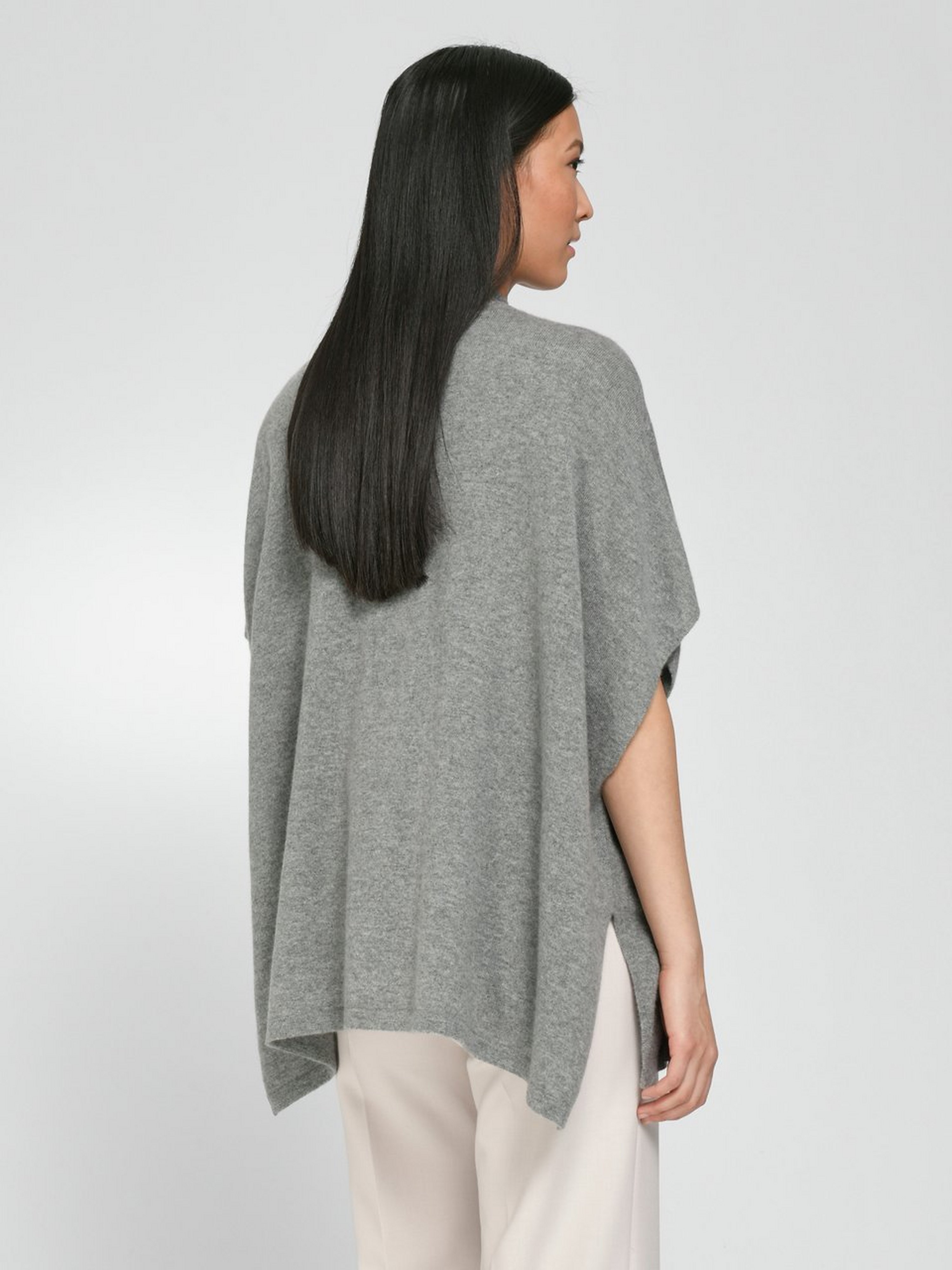 Strickcape aus 100% Premium-Kaschmir