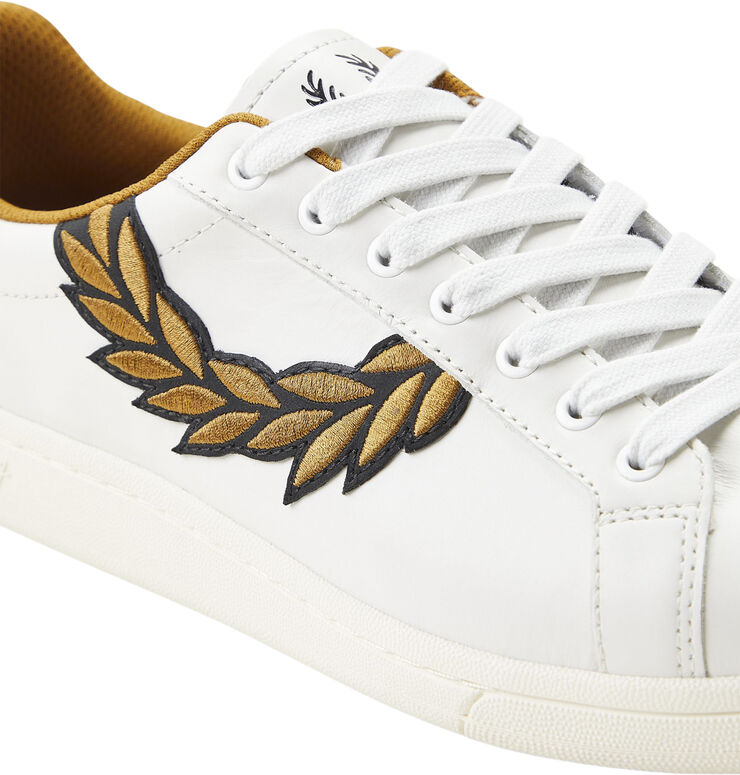 Fred Perry B8312 Porcelain/dark caramel