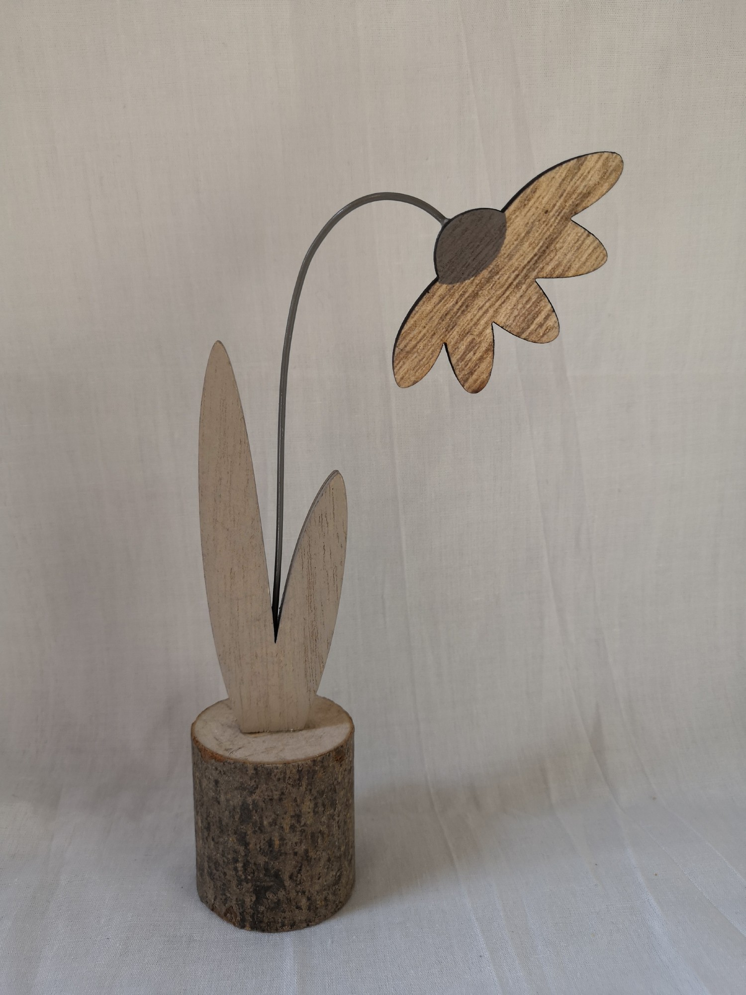 Figur 'Blume' aus Holz, grau, natur, H 19 cm, B 9 cm, L 5,5 cm günstig bestellen