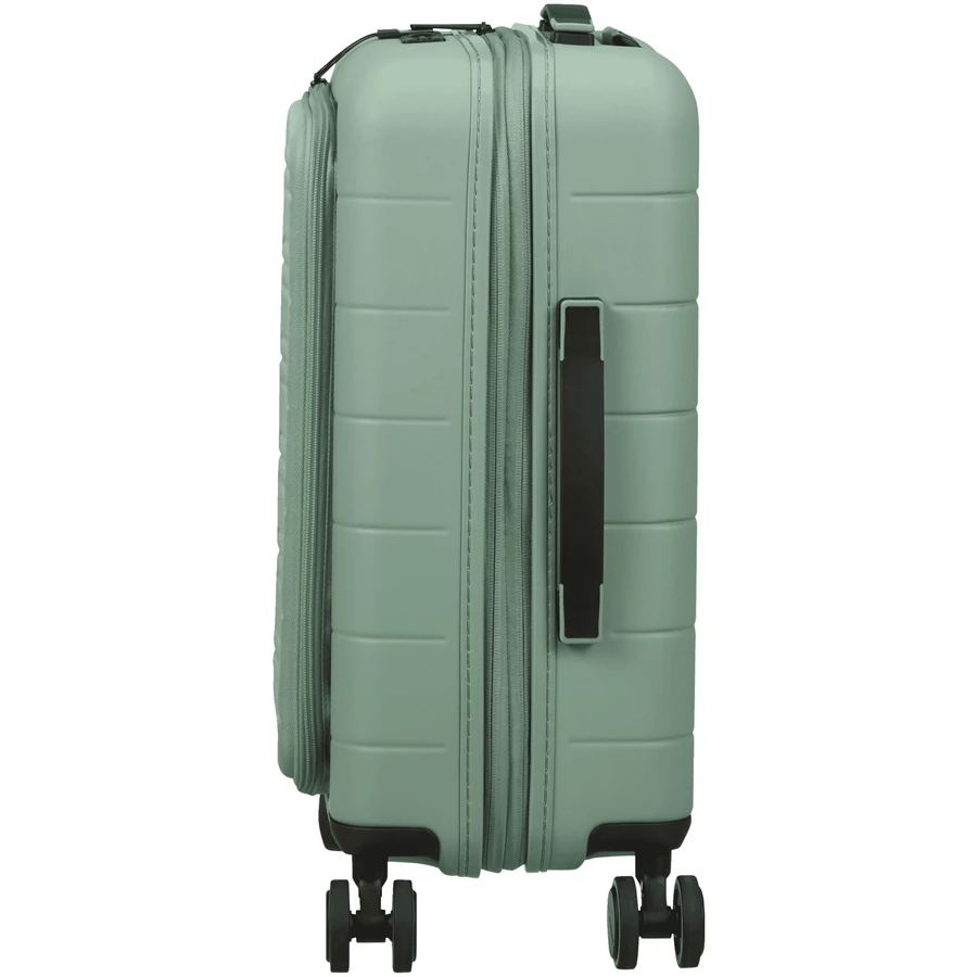 American Tourister Novastream - 4-Rollen Kabinentrolley Smart 55 cm erw. USB nomad green