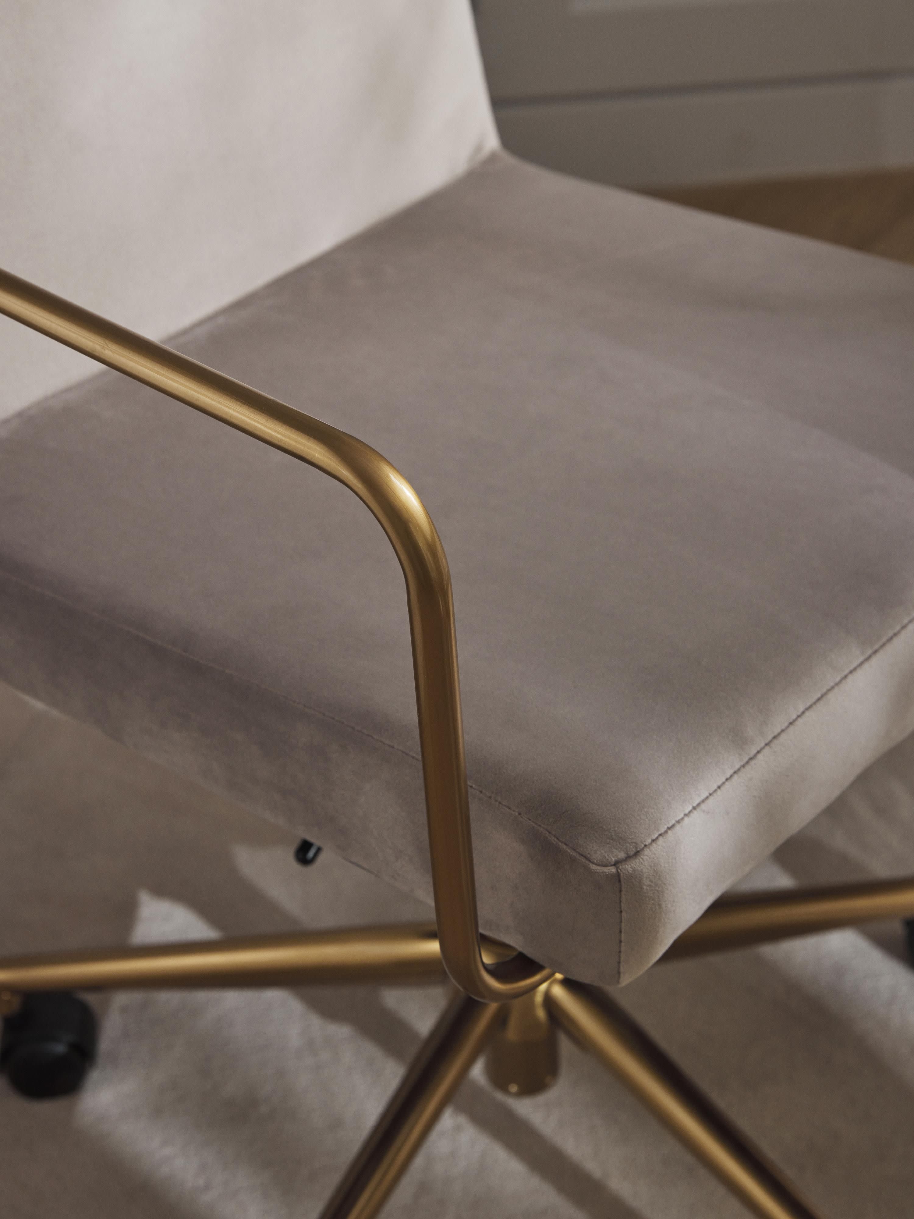 Fluwelen bureaustoel Kashya met armleuning, in hoogte verstelbaar