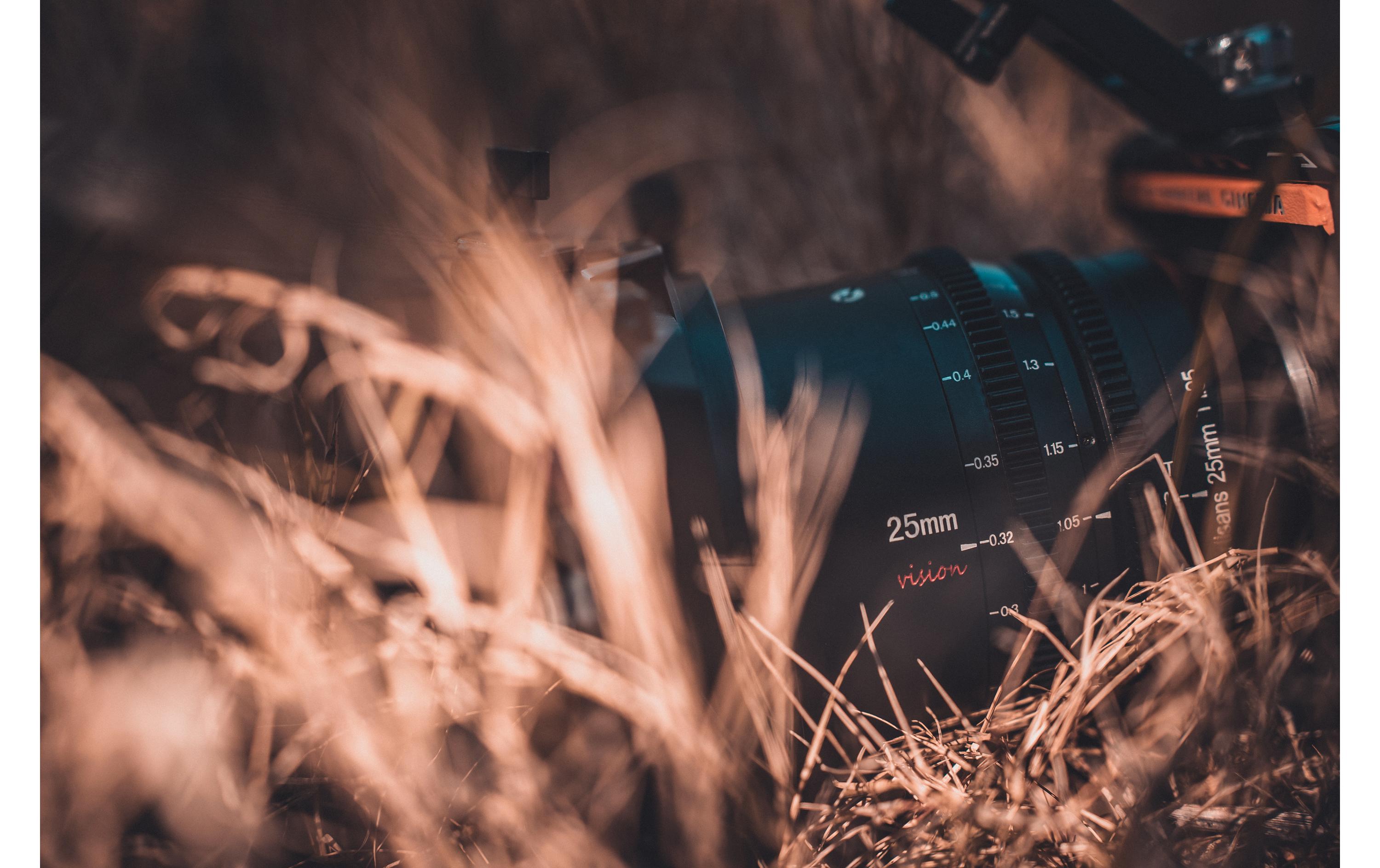 Festbrennweite 25mm T/1.05 – Canon RF<br>Lichtstarkes Cine-Objektiv mit weichem Bokeh-Effekt