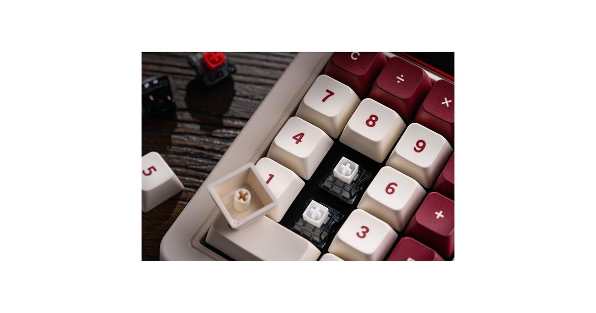 8BitDoFamicom Bundel, gaming toetsenbord  (Beige/rood, US lay-out, Kailh Box White, USB / 2,4 GHz / Bluetooth)
