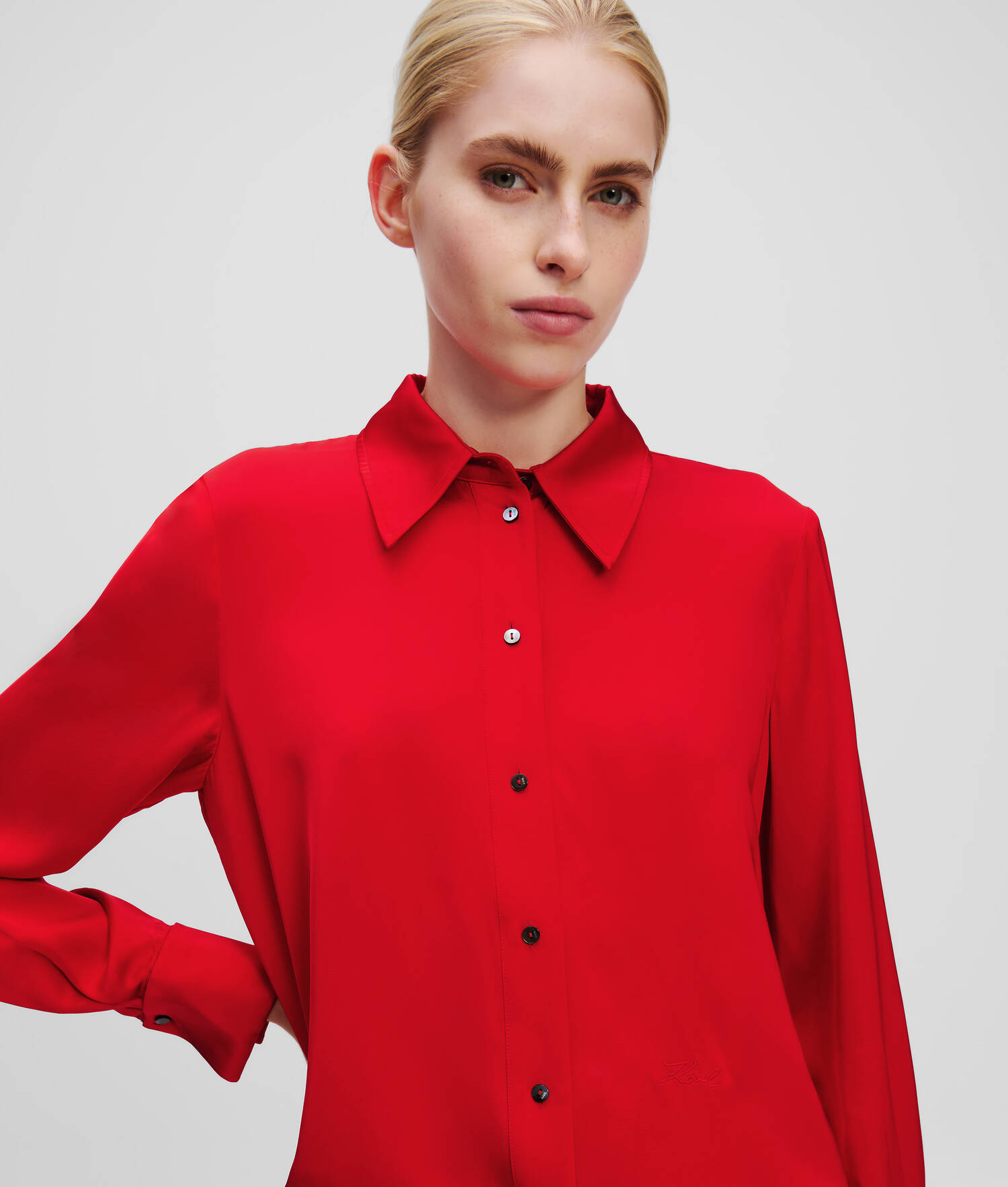 CHEMISE BOUTONNÉE