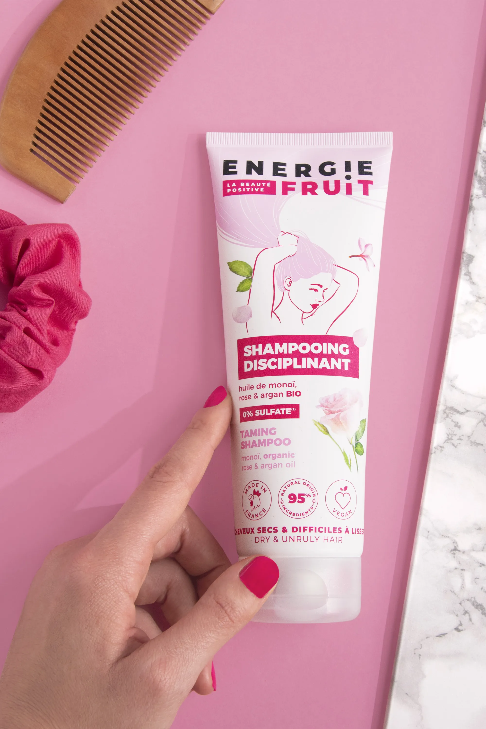 Energie Fruit Shampoing disciplinant anti-frisottis au monoï rose et à l’huile d’Argan-250 ml
