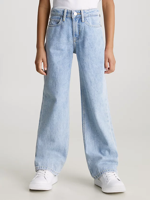 Calça jeans de cintura alta e pernas largas