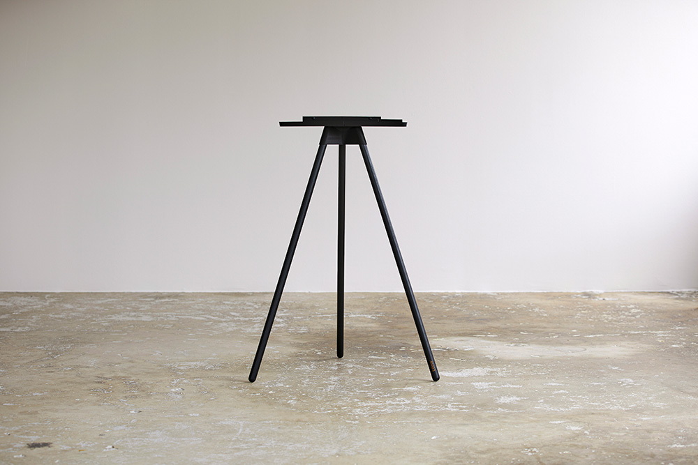Tons Race Bar Sort træ Hometrainer Stand
