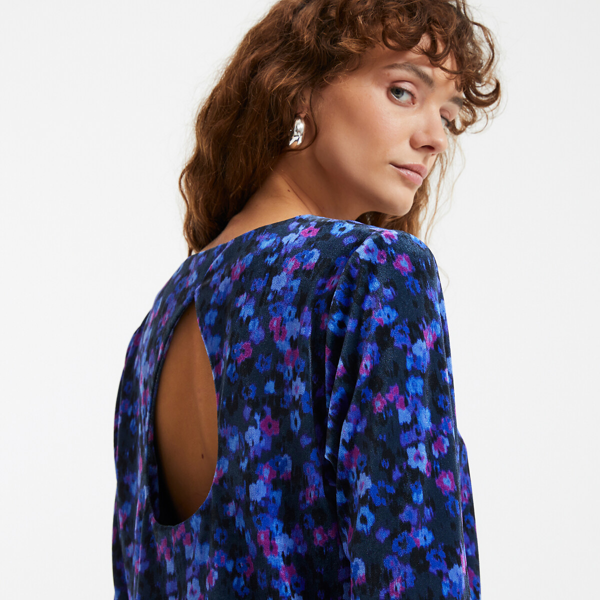 COLEÇÕES LA REDOUTE<br>Blusa com estampa floral, decote redondo e mangas compridas