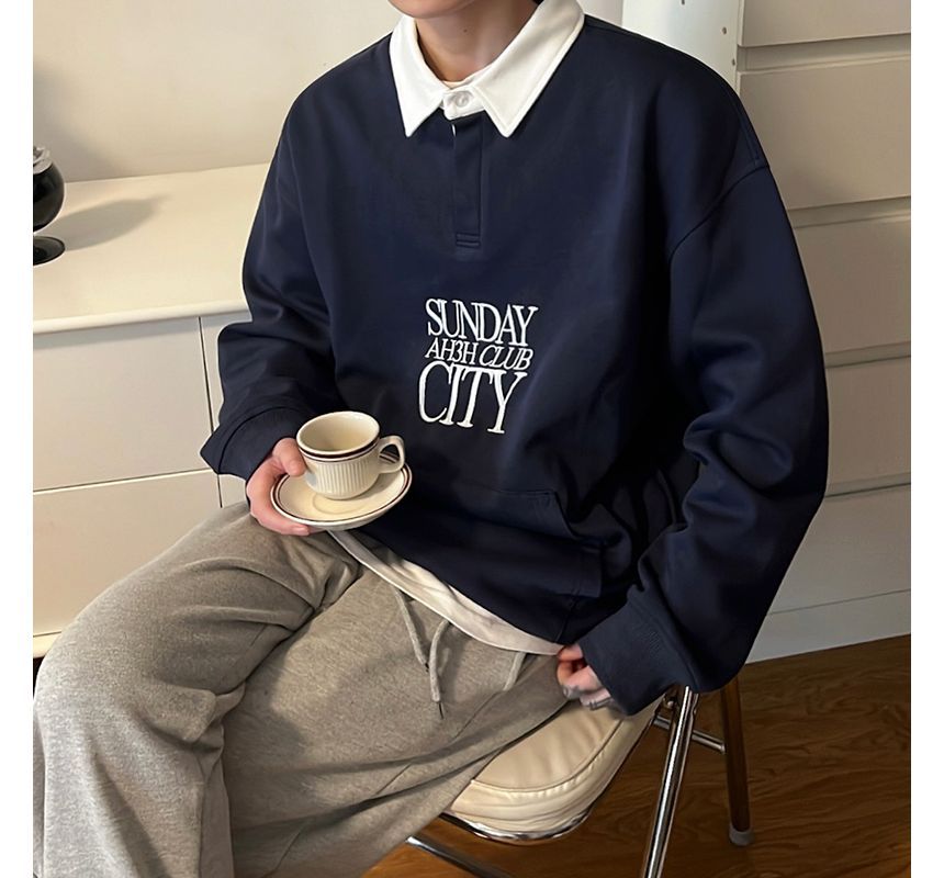 MRCYC - Sweatshirt met kraagletters