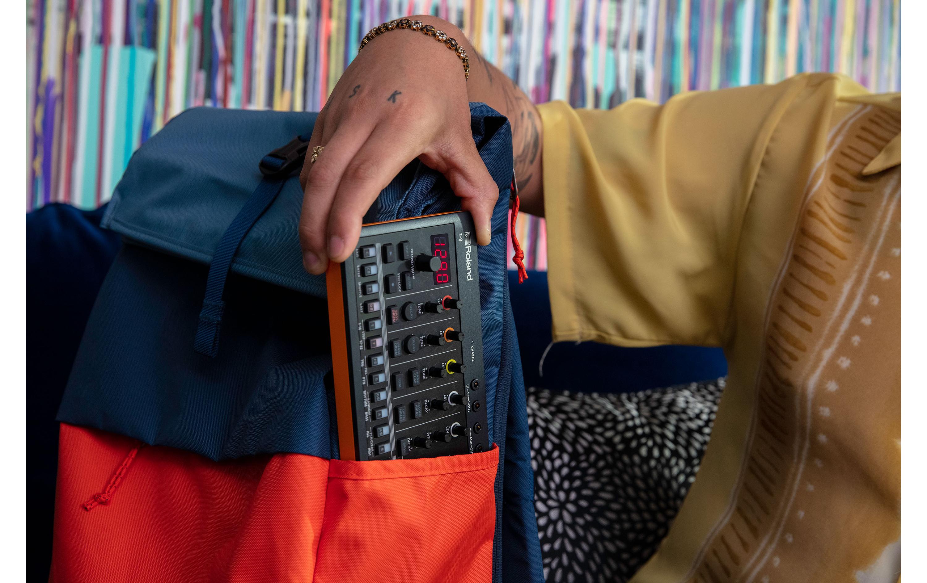 Synthesizer AIRA Compact Kit<br>Drei Synthesizer mit fortschrittlichen Effekten und Funktionen