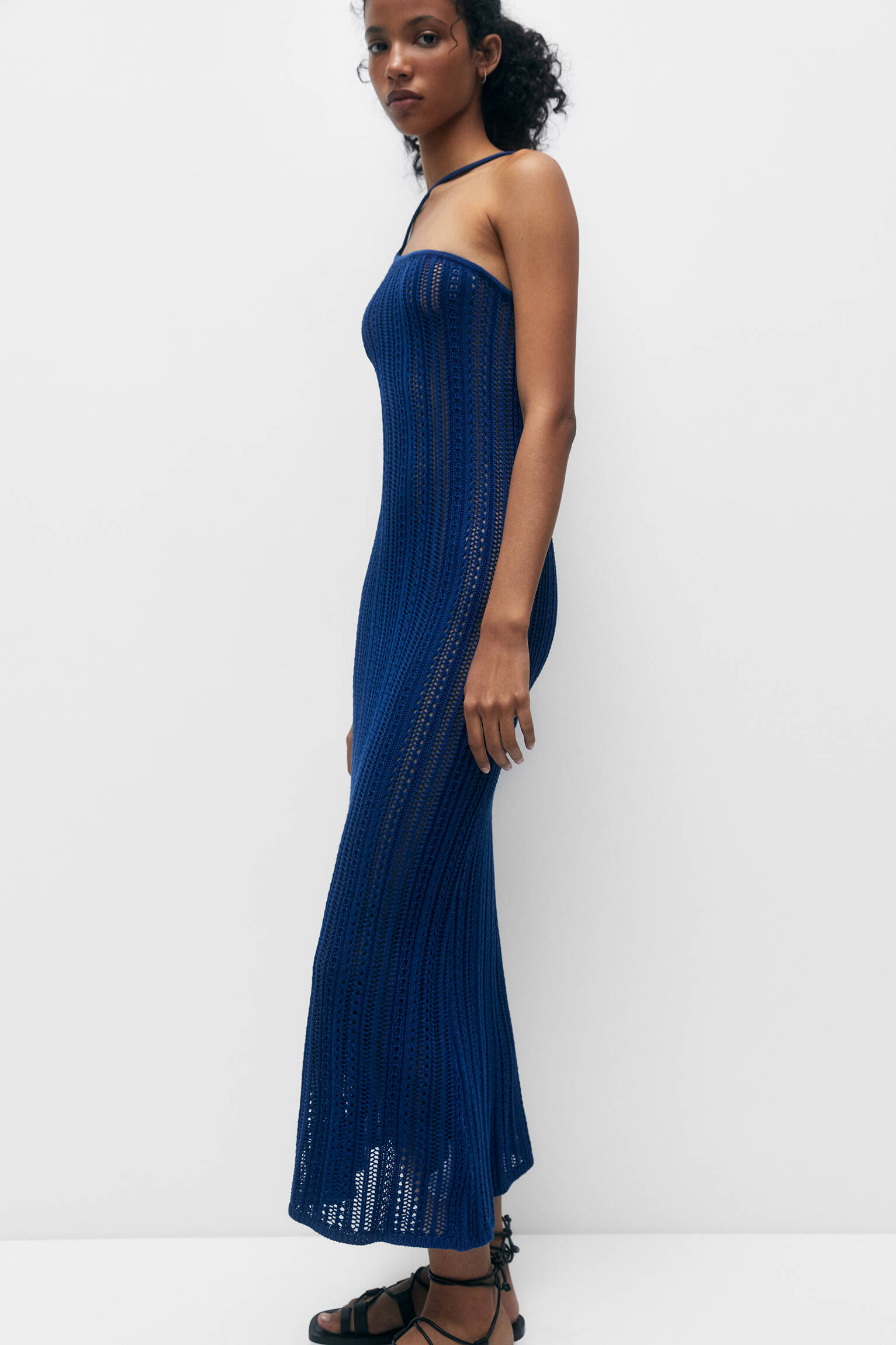 VESTIDO LONGO DE CROCHÊ ASSIMÉTRICO - AZUL ESCURO