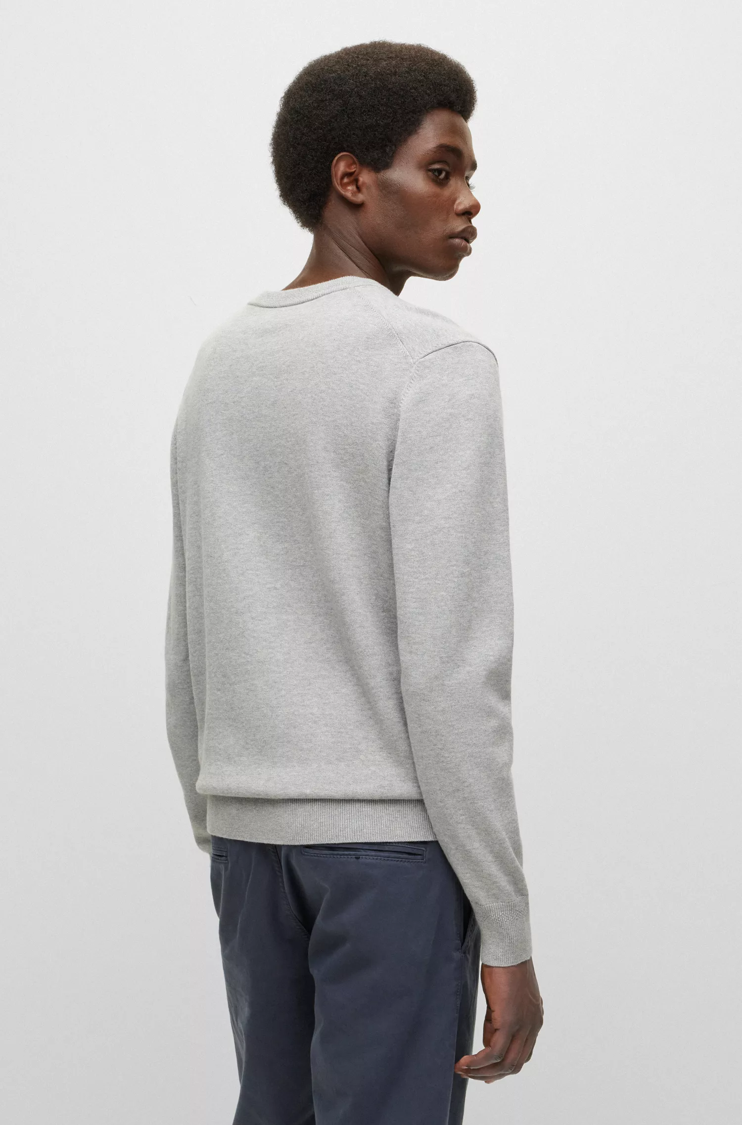 Suéter BOSS laranja de algodão e cashmere, corte regular, com etiqueta com o logotipo.