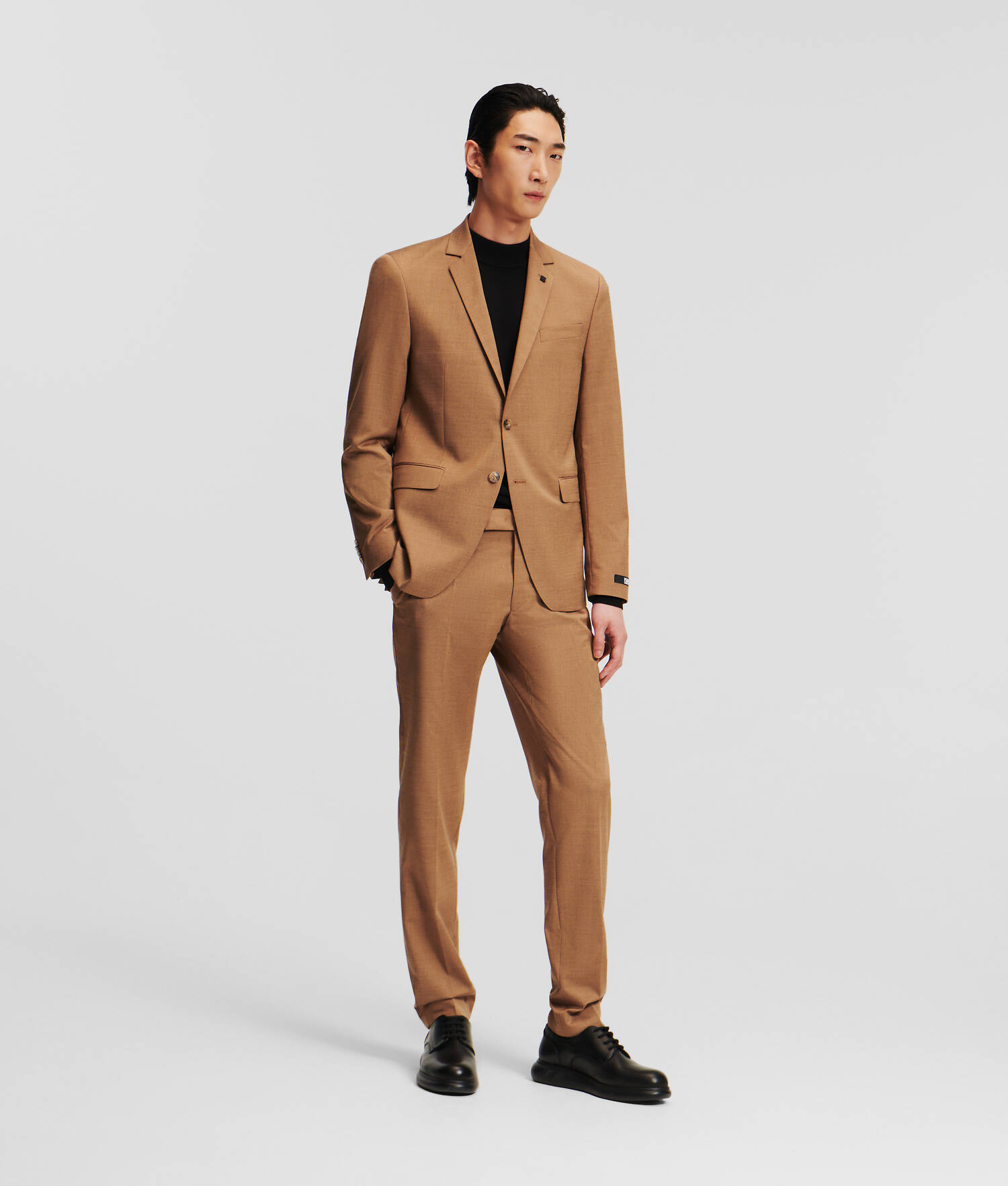 COSTUME DEUX PIÈCES
