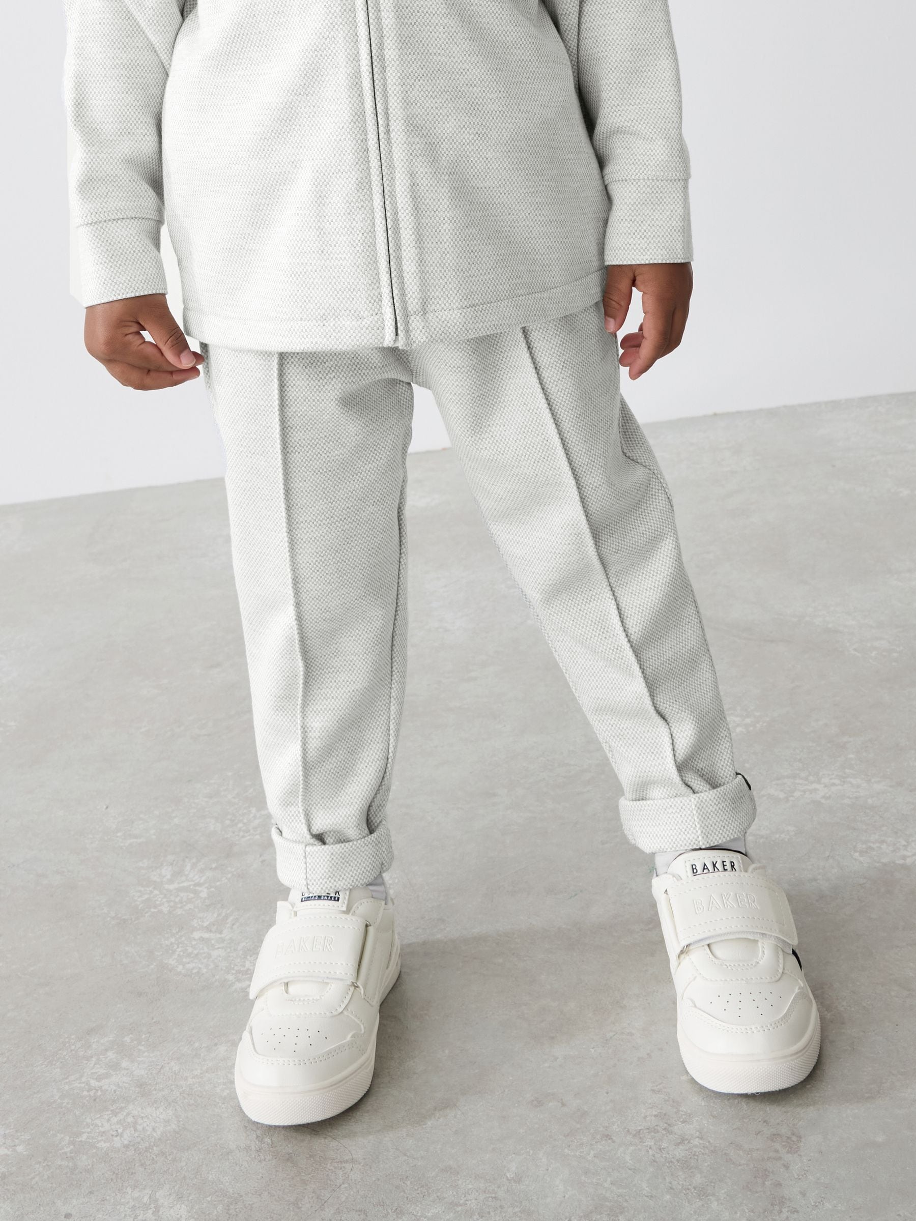Grijs - Baker by Ted Baker 3 Piece Textured Jacket T-Shirt and Trousers Set