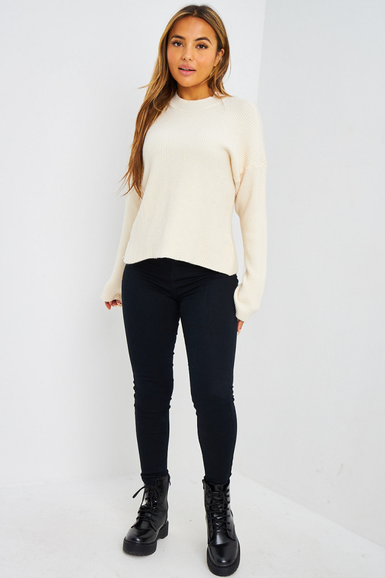 Pull écru en grosses mailles