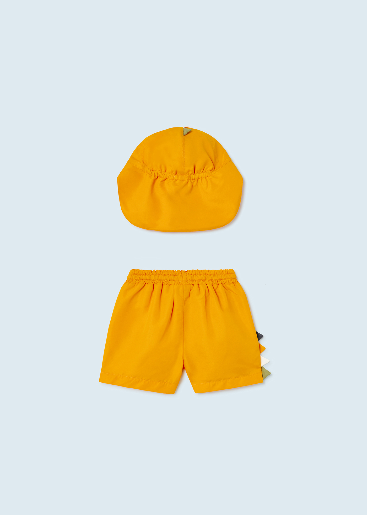 Conjunto de banho para bebê de 2 peças com estampa.