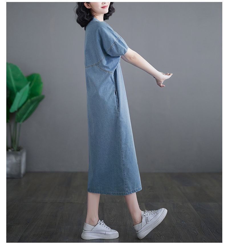 INEN - Maxi-jurk met korte mouwen en V-hals van gewassen denim