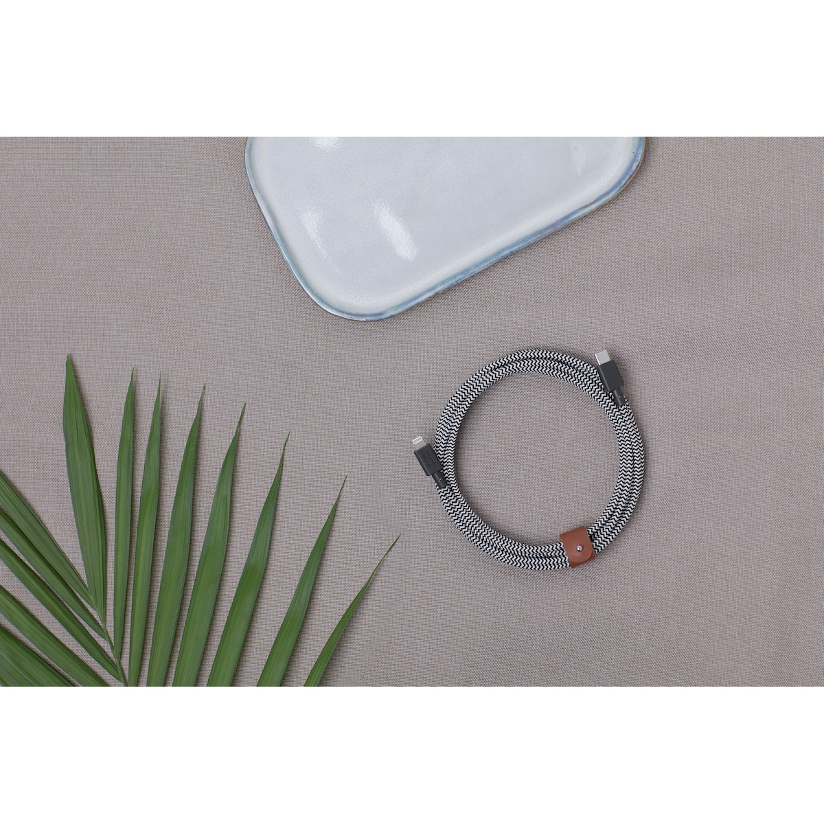 Native Union Belt XL USB-C til Lightning kabel (sebra)