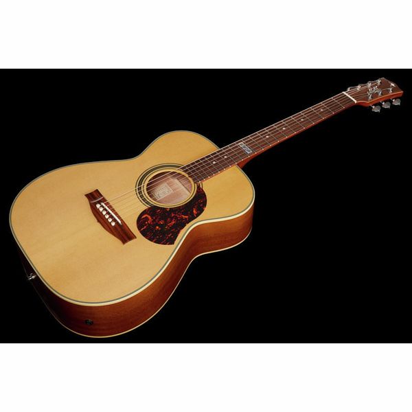 Maton EBG808 Tommy Emmanuel w/ Case