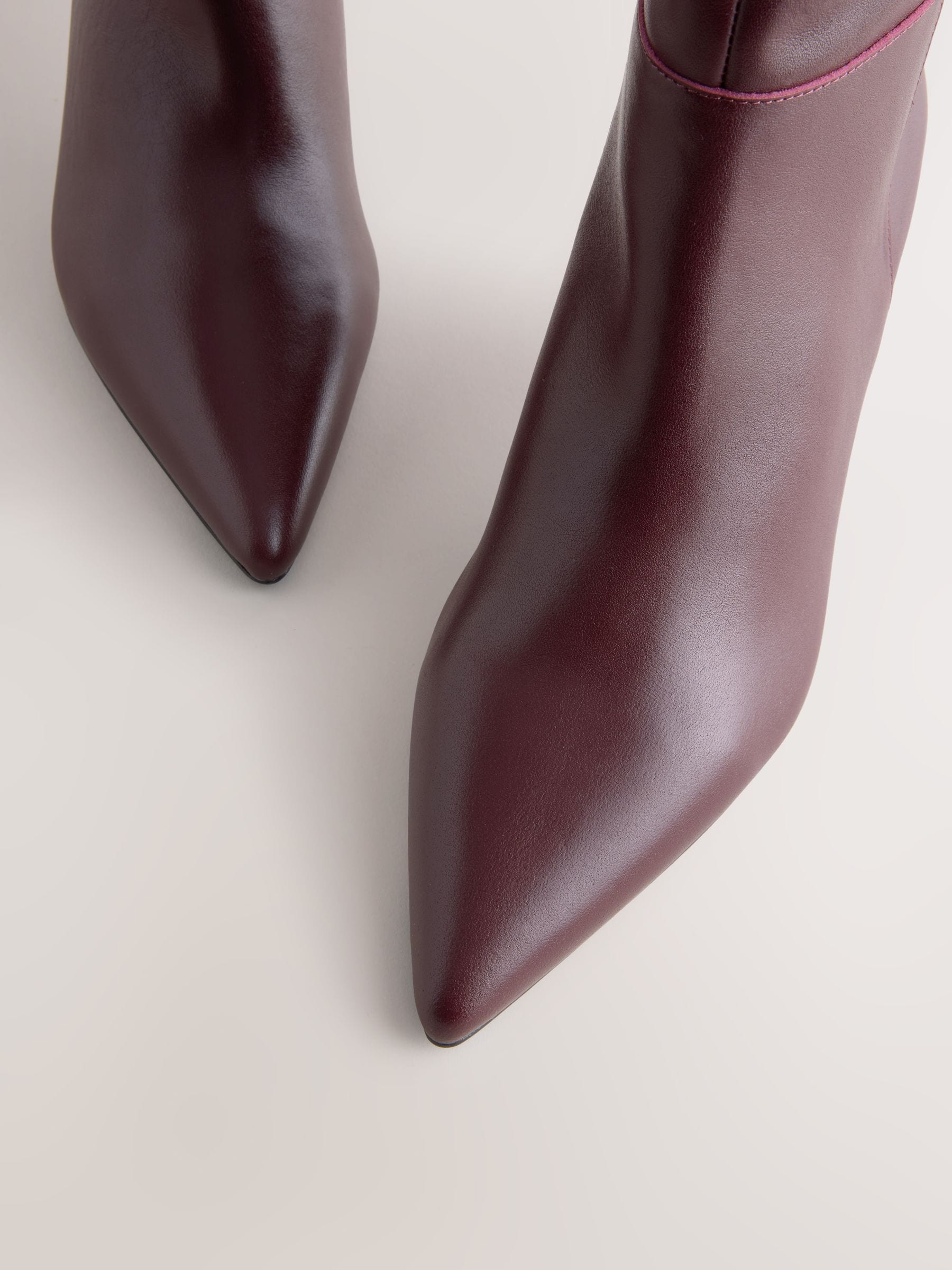 Bordeauxrood leer - Kniehoge Skinny Boots met Hak