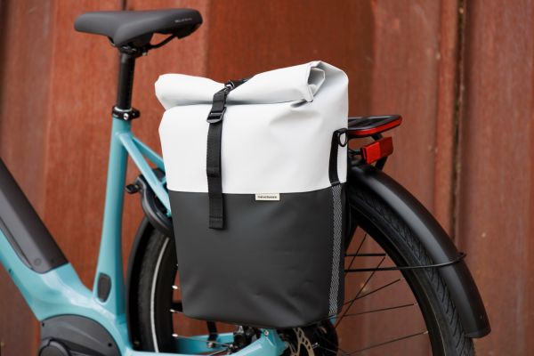 New Looxs Nyborg Single Sidetaske, Light Grey/Black