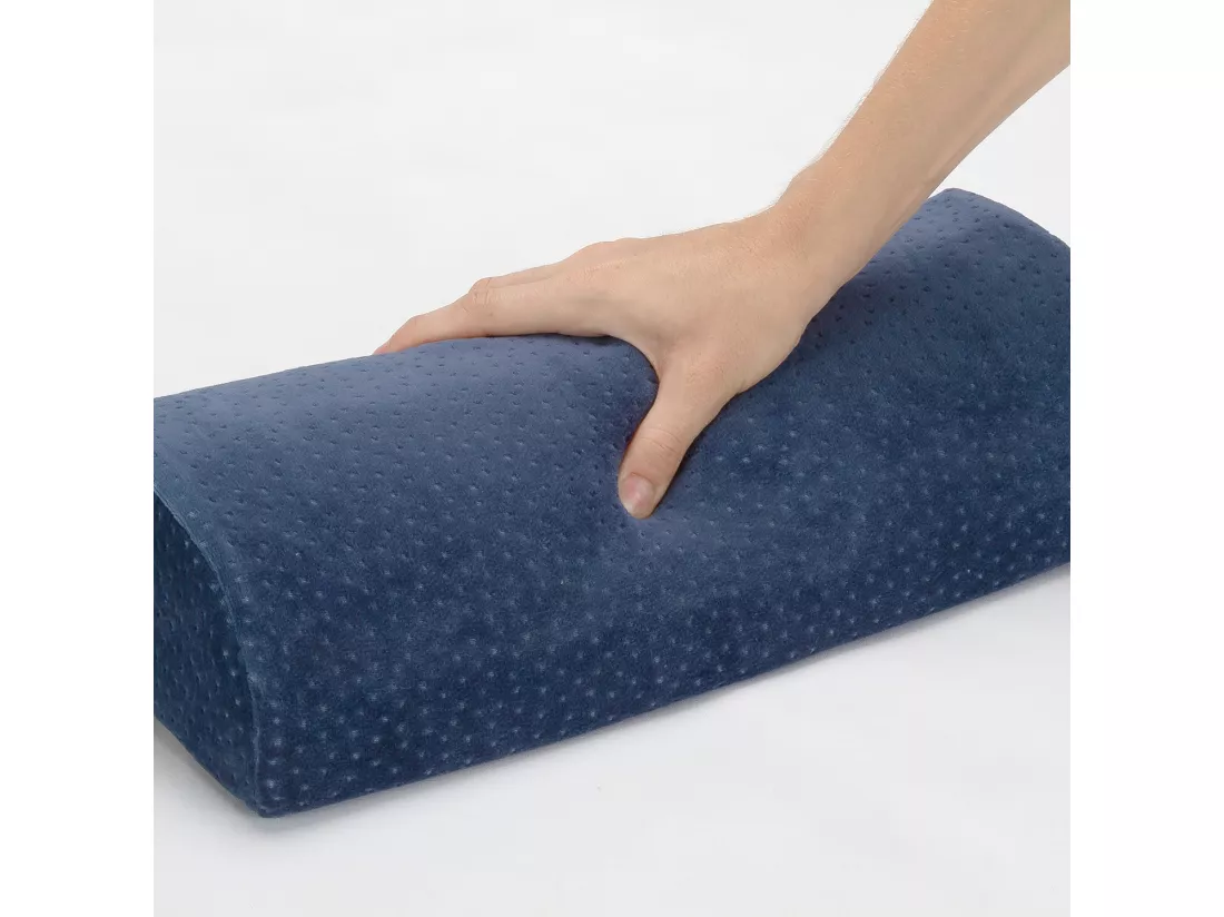 Oreiller viscoélastique relève-jambes ergonomique