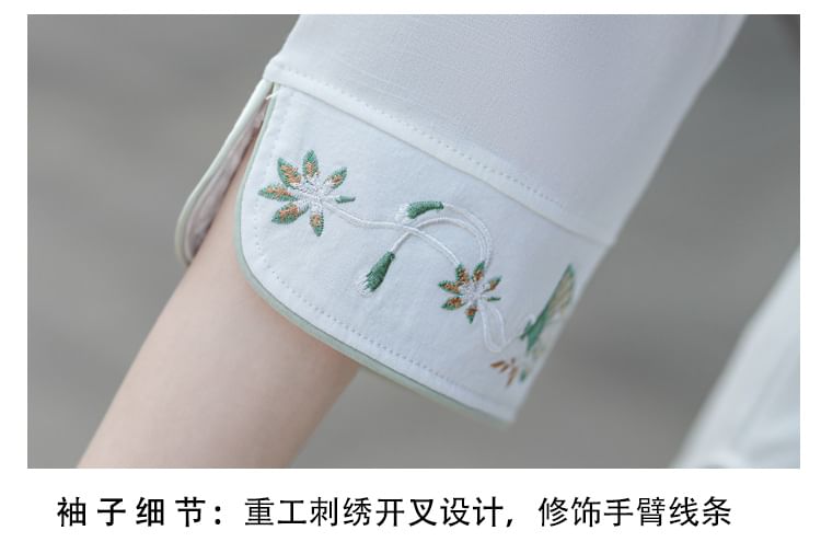 Fioridi - Hanfu-top met elleboogmouwen, geborduurde kikker en knopen / Midi-A-lijn rok met hoge taille