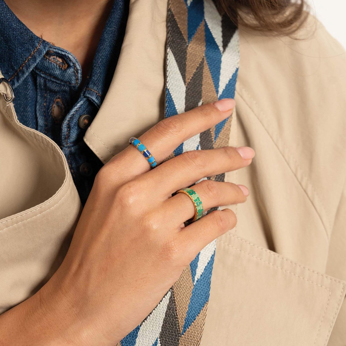 Bague Mona bleue acier doré or