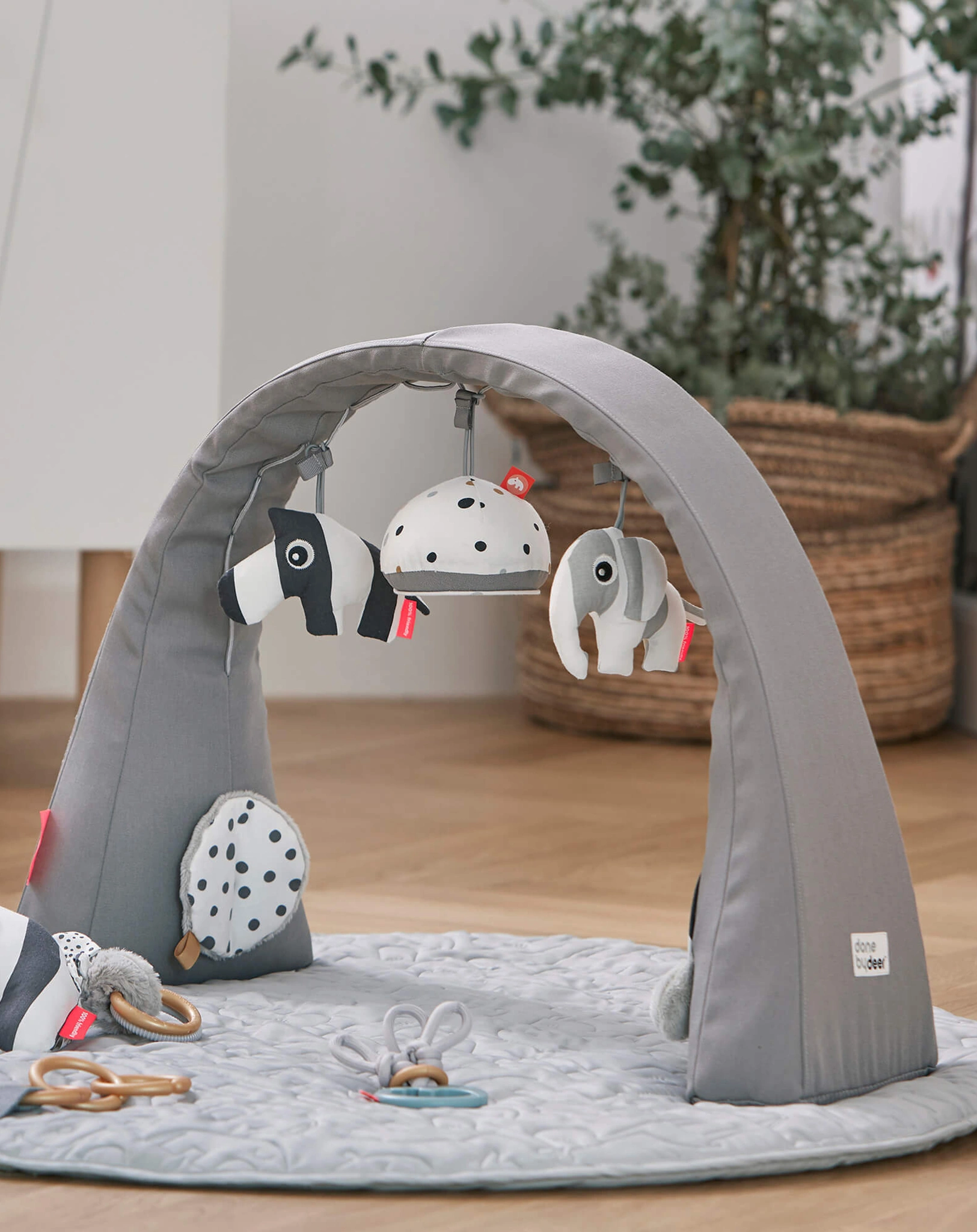 Activity Gym DEER FRIENDS (80x48x22) in grau