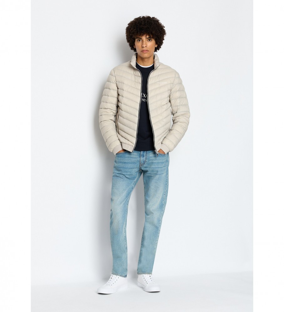 Casaco de penas bege da Armani Exchange