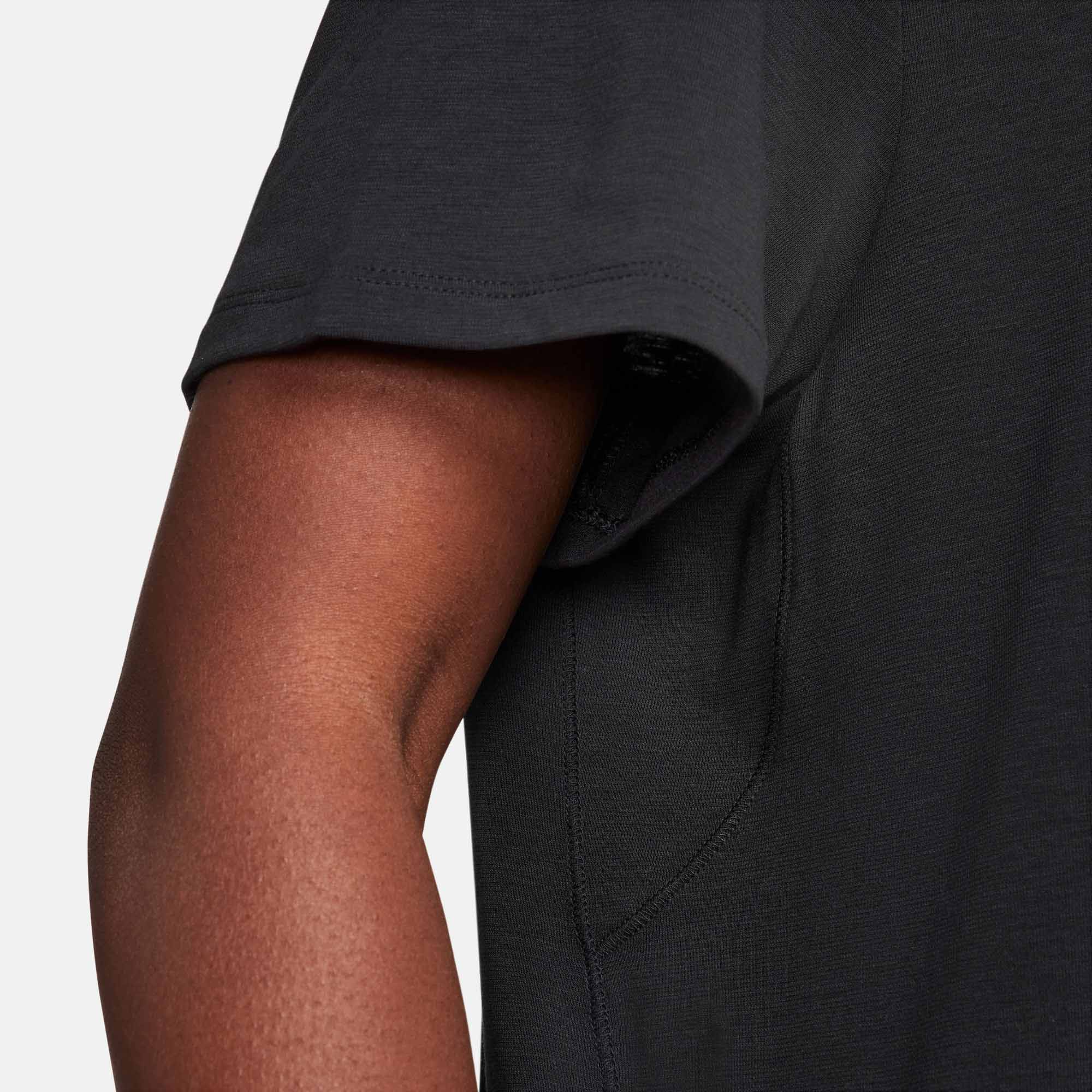 One Relaxed Dri-FIT SS Top Dame 010/Black/Black