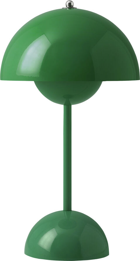 &Tradition Flowerpot Portable Lamp VP9, Magnetic Charger Signal green