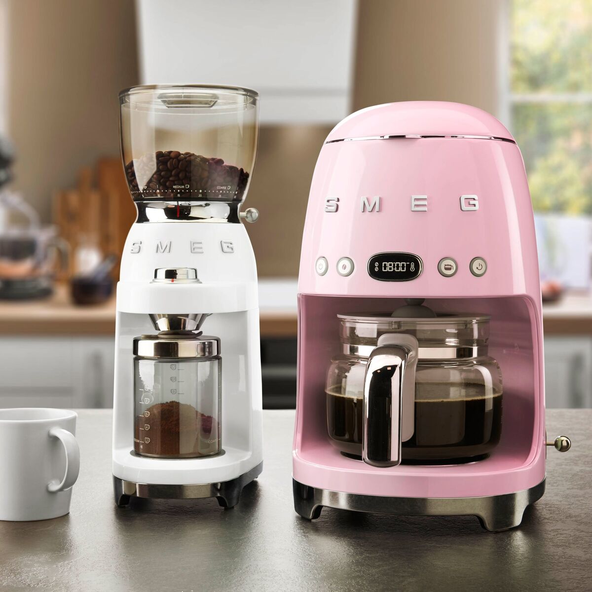 DCF02PKEU Retro kaffemaskin, rosa