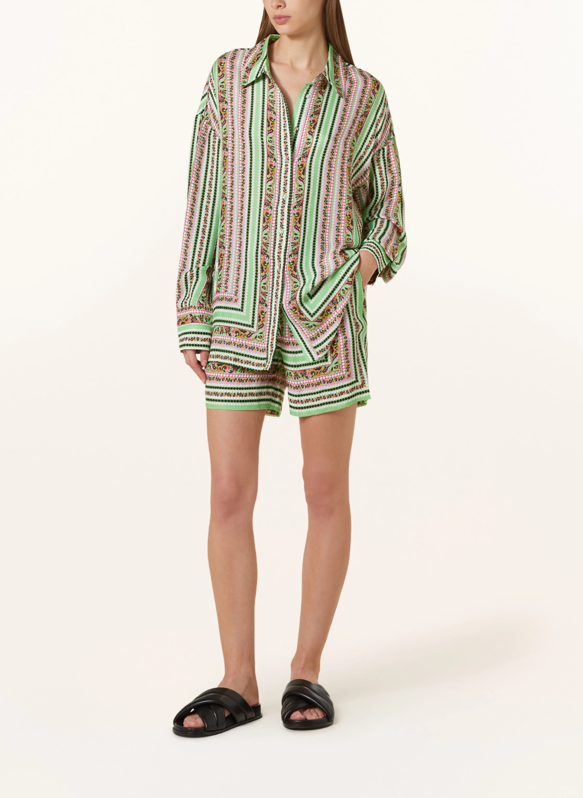 MRS & HUGS Shorts mit Seide