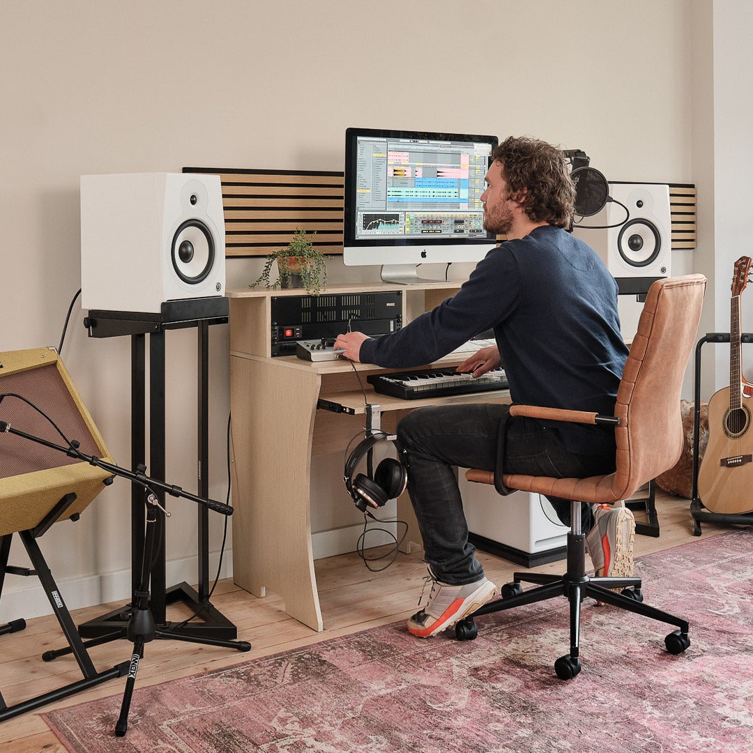 Devine RX-8A White (2x) + Sub studiomonitoren