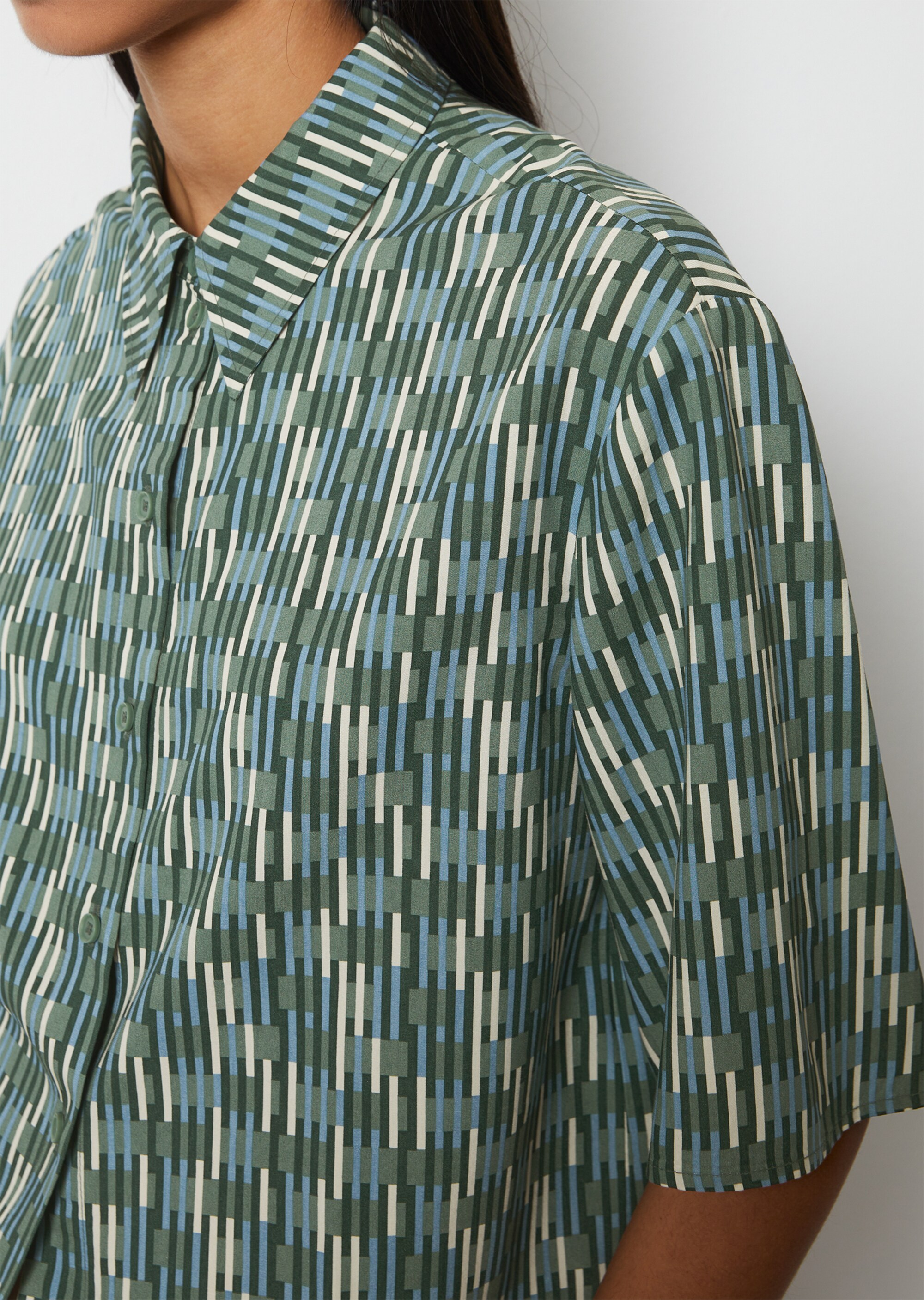 Kurzarm-Bluse regularaus LENZING™ ECOVERO™