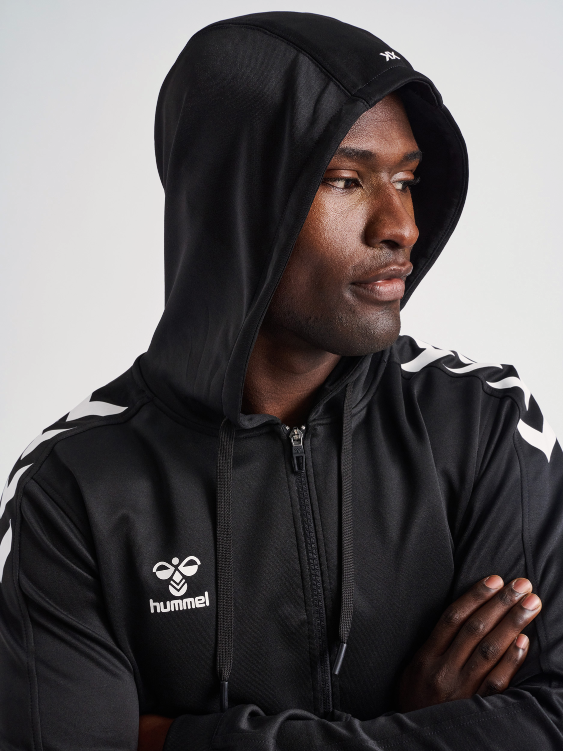 hmlCORE XK POLY ZIP HOOD SWEAT