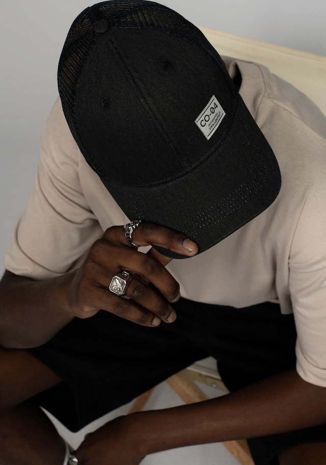 chillouts Baseball Cap »Denver Hat« mit luftdurchlässigem Netzrücken & stylischem Logo-Patch