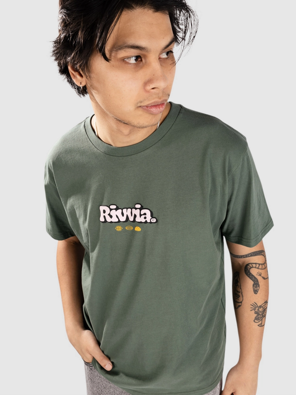 Rivvia Projects Puffer T-Shirt olive
